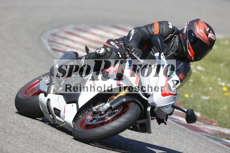 /Archiv-2025/03 04.04.2025 TZ Motorsport ADR/Gruppe gruen/4